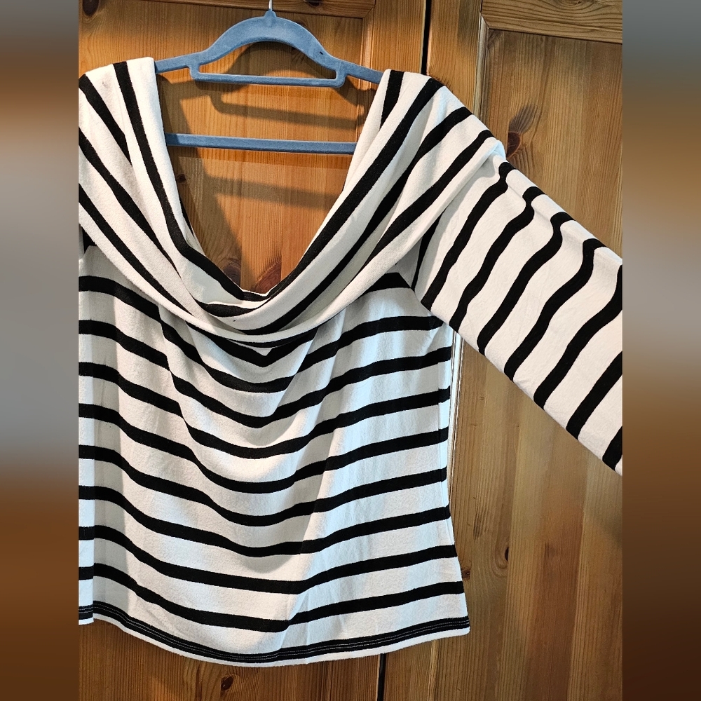 Ricki's Black N White Striped Off Shoulder Top Sweater. XXL